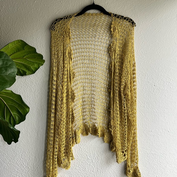 Vintage Sweaters - Vintage Lightweight Yellow Open-Knit Women's Cardigan